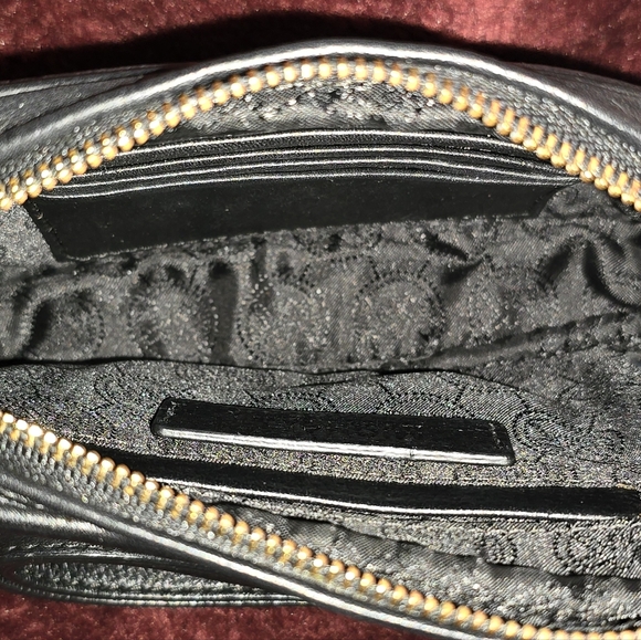 MICHAEL Michael Kors Jet Set Black Pebbled Leather Crossbody. EUC - Picture 9 of 14